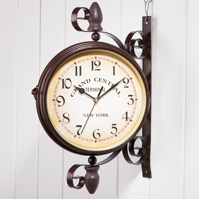 Cross -Bordder Classical European -Style Creative Fashion Double -Shide Wanging Clock Оптовые батончики для украшения кофе двойное висячие часы