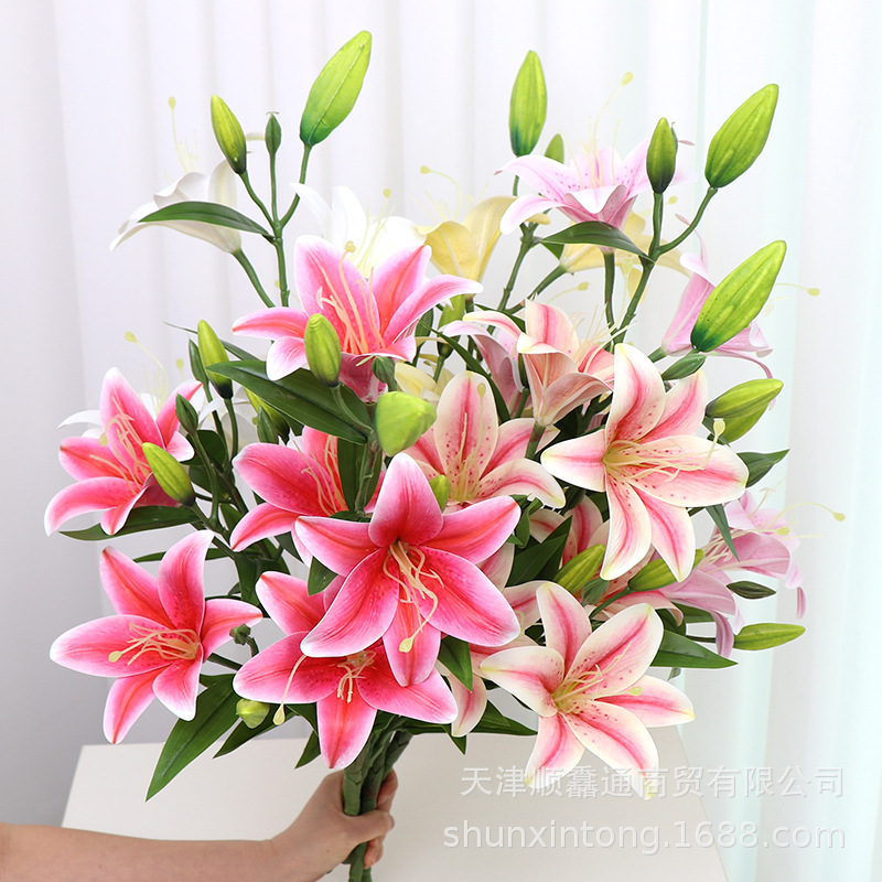 3D Film Lily Flower Clower Home украшение Da Lily Hotel Wedding Plake Floke Flower Tosing Thing Lily Flower