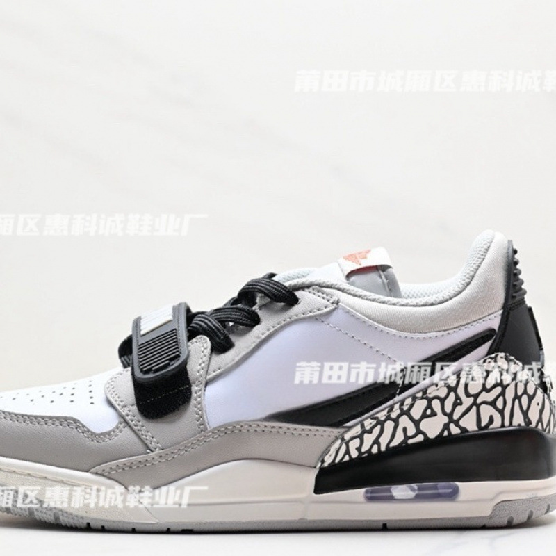 Высококачественный белый серой годовой год на уровне компании Limited Casual Sports Limited Limited Casual Sports