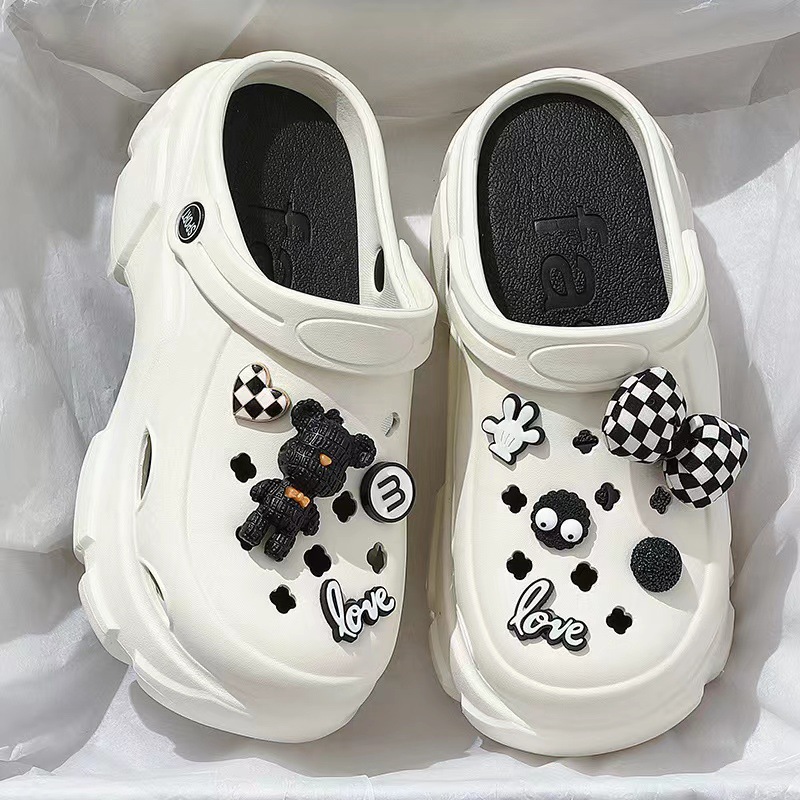 Тапочки в стиле Crocs, домашние летние нескользящие модные милые пляжные женские тапочки на платформе, в корейском стиле, увеличивают рост, подходят для носки на улице