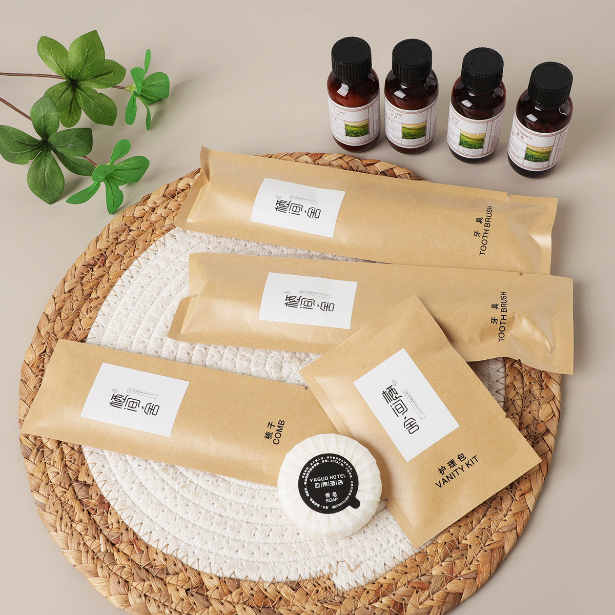 Комнатный одноразовый комплект для отеля, мягкая зубная щетка, кожаные одноразовые тапочки